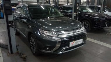 Mitsubishi Outlander 2020 года, 52 642 км - вид 1