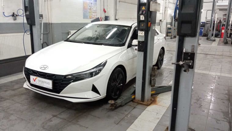 Hyundai Elantra, 2023
