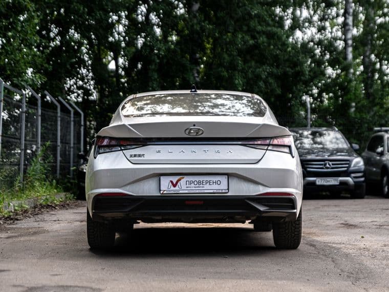 Hyundai Elantra, 2023 - вид 3