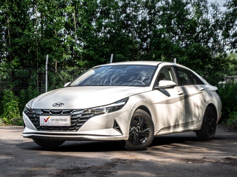 Hyundai Elantra, 2023