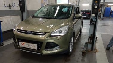Ford Kuga 2013 года, 124 091 км - вид 1