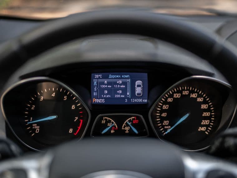 Ford Kuga, 2013 - вид 4