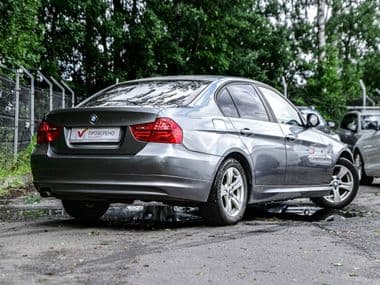 BMW 3 серия 2011 года, 223 611 км - вид 2