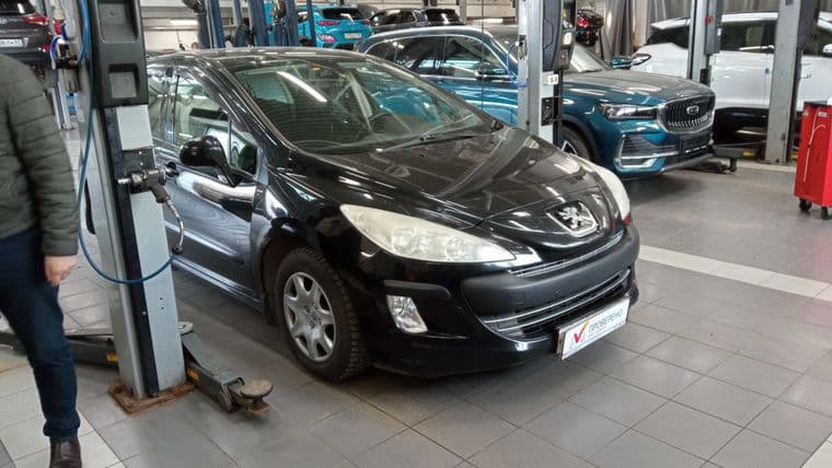 Peugeot 308, 2011 - вид 1