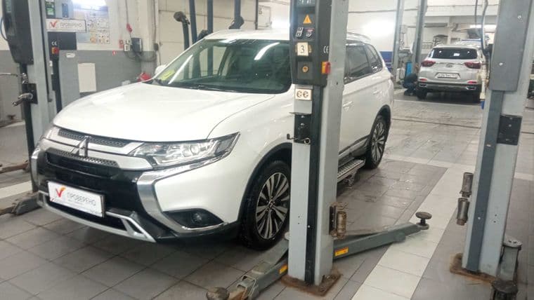 Mitsubishi Outlander, 2019