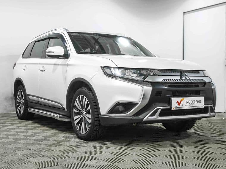Mitsubishi Outlander, 2019 - вид 3