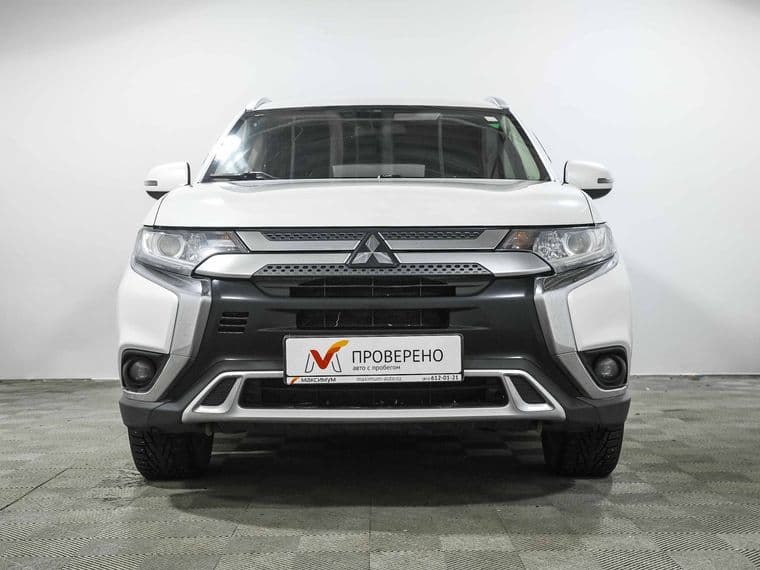 Mitsubishi Outlander, 2019 - вид 2