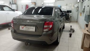 ВАЗ (LADA) Granta 2019 года, 200 057 км - вид 2