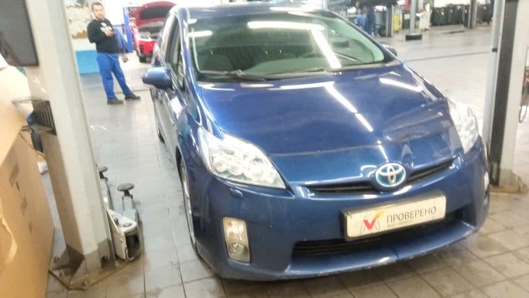 Toyota Prius, 2010 - вид 1