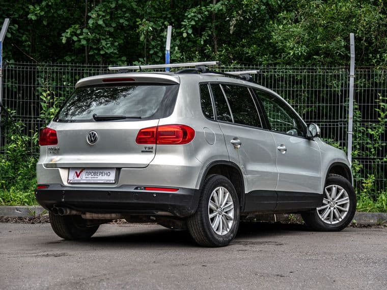 Volkswagen Tiguan, 2012 - вид 1
