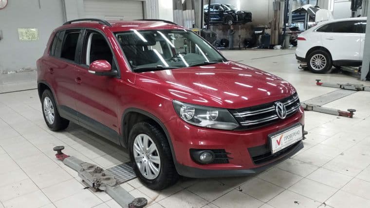 Volkswagen Tiguan, 2015 - вид 1