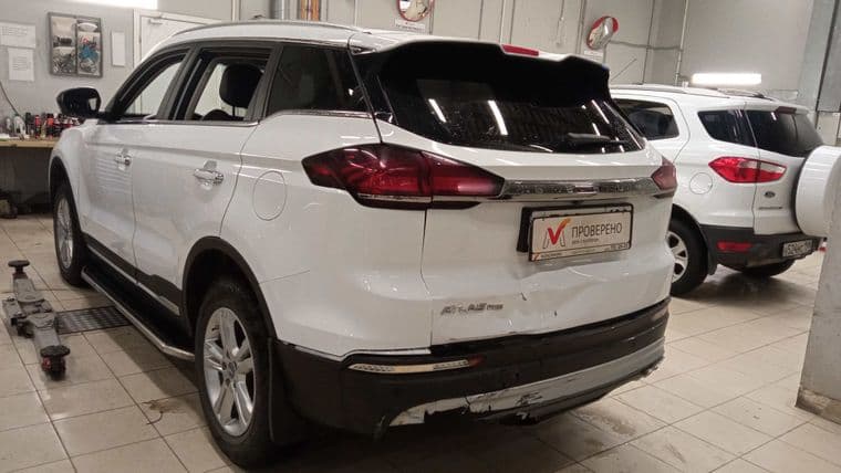 Geely Atlas Pro, 2022 - вид 3