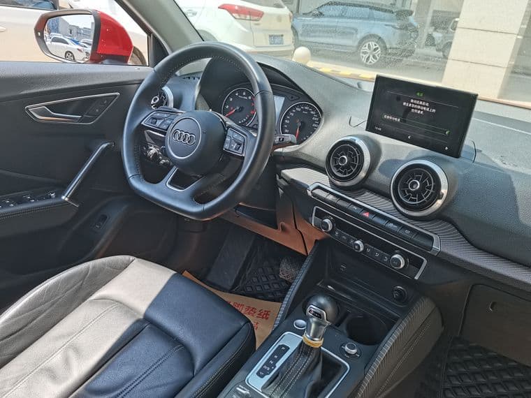 Audi Q2, 2021 - вид 4