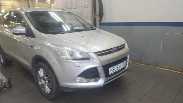 Ford Kuga 2013 года, 199 310 км - вид 2