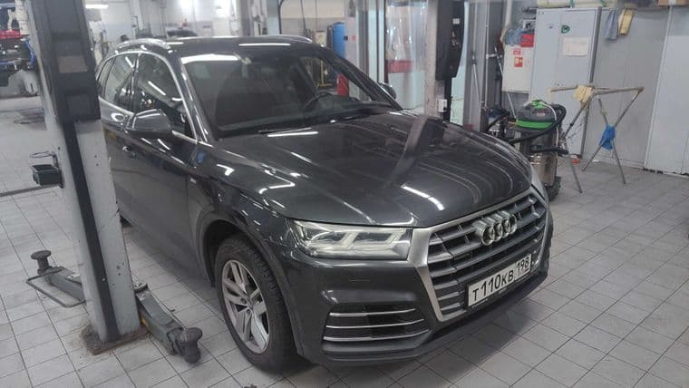 Audi Q5 2019 года, 173 563 км | VIN 43273 - вид 2