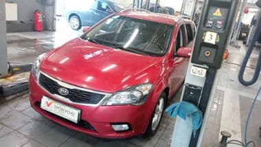 KIA Ceed 2011 года, 218 000 км - вид 1