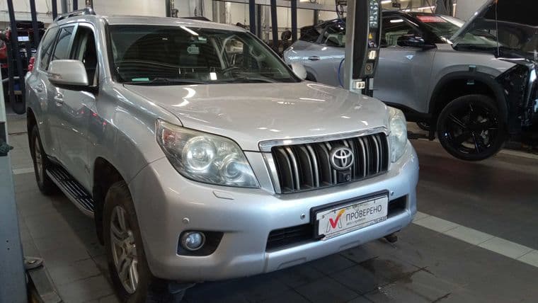 Toyota Land Cruiser Prado 2013 года, 336 710 км - вид 2
