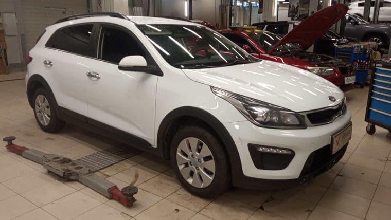 KIA Rio X-Line 2019 года, 113 101 км - вид 1
