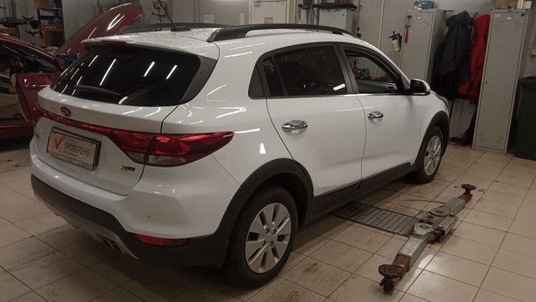 KIA Rio X-Line 2019 года, 113 101 км - вид 2