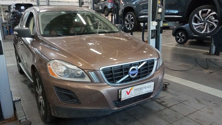 Volvo XC60 2012 года, 304 326 км - вид 2