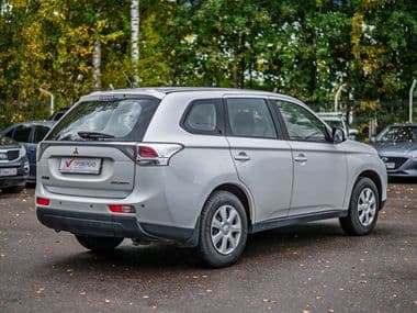 Mitsubishi Outlander 2014 года, 154 709 км | VIN 34123 - вид 2