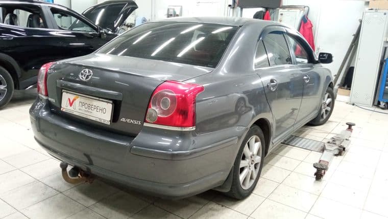 Toyota Avensis 2008 года, 136 872 км - вид 2