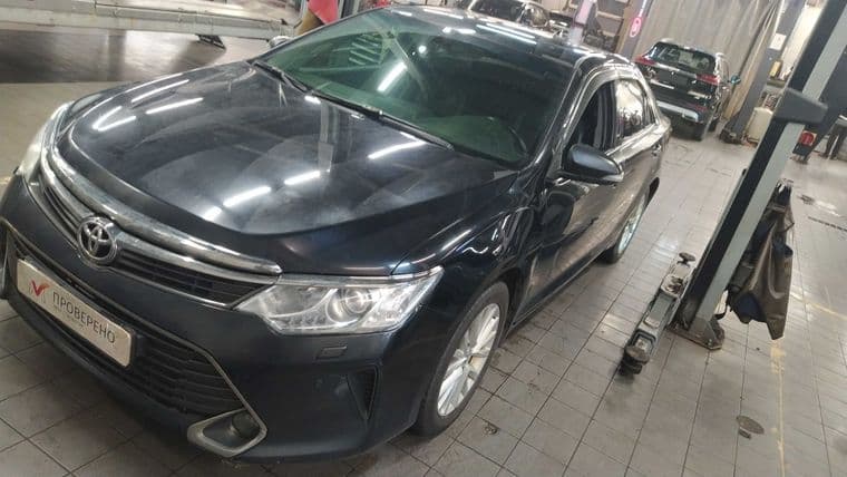 Toyota Camry, 2015