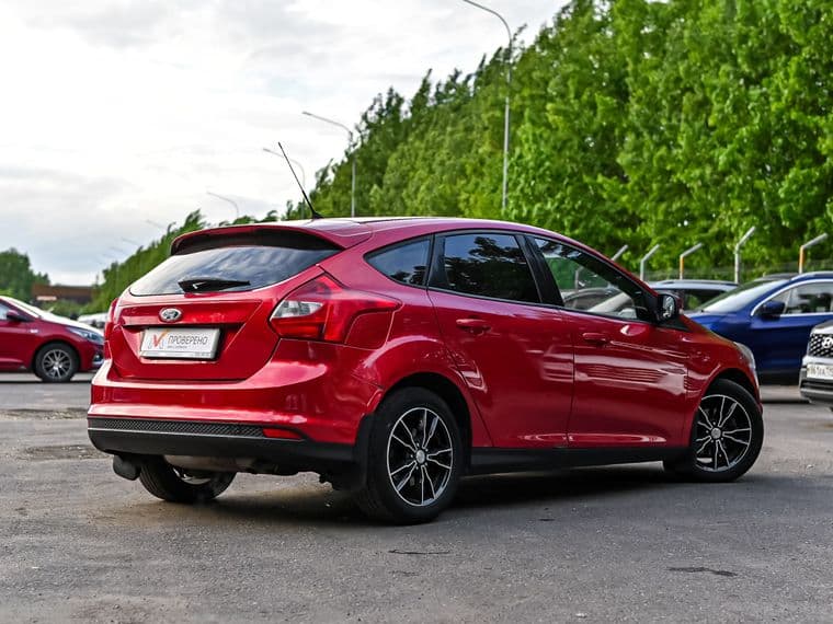 Ford Focus 2014 года, 227 146 км - вид 2