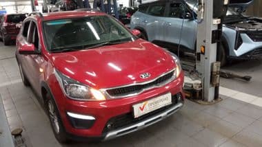 KIA Rio X-Line 2019 года, 51 945 км - вид 2