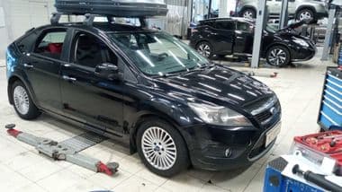 Ford Focus 2011 года, 250 000 км - вид 2