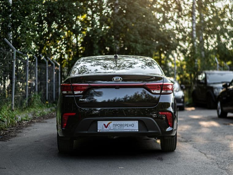 KIA Rio, 2018 - вид 3