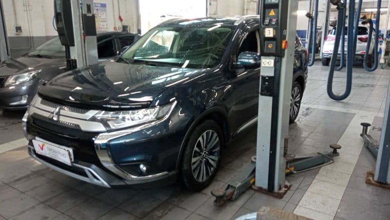 Mitsubishi Outlander 2020 года, 25 684 км - вид 1