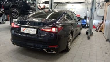 Lexus Es 2019 года, 119 874 км - вид 2