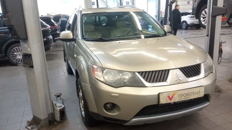 Mitsubishi Outlander, 2008 - вид 1