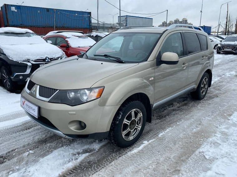 Mitsubishi Outlander 2008 года, 359 287 км - вид 1