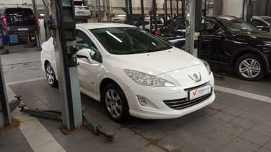 Peugeot 408 2016 года, 64 673 км - вид 2