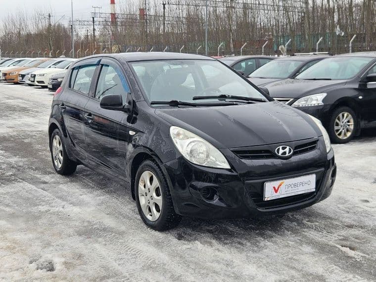 Hyundai i20, 2010 - вид 2