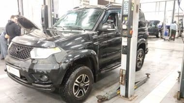 УАЗ Patriot 2018 года, 123 775 км - вид 1