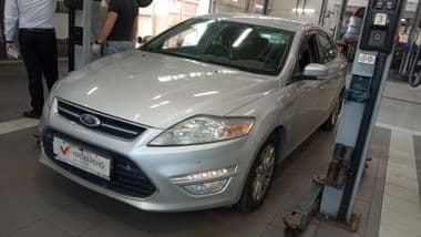 Ford Mondeo 2011 года, 182 672 км - вид 1