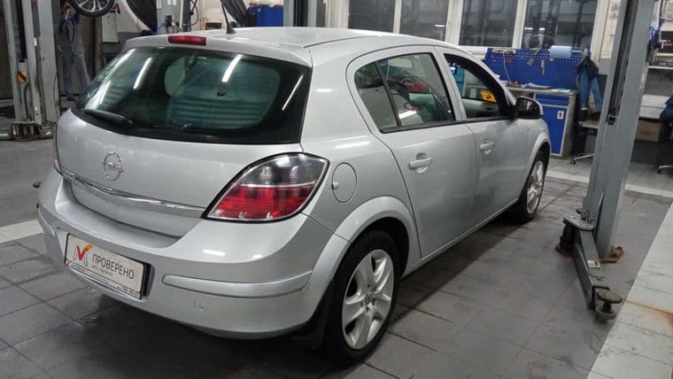 Opel Astra, 2012 - вид 2