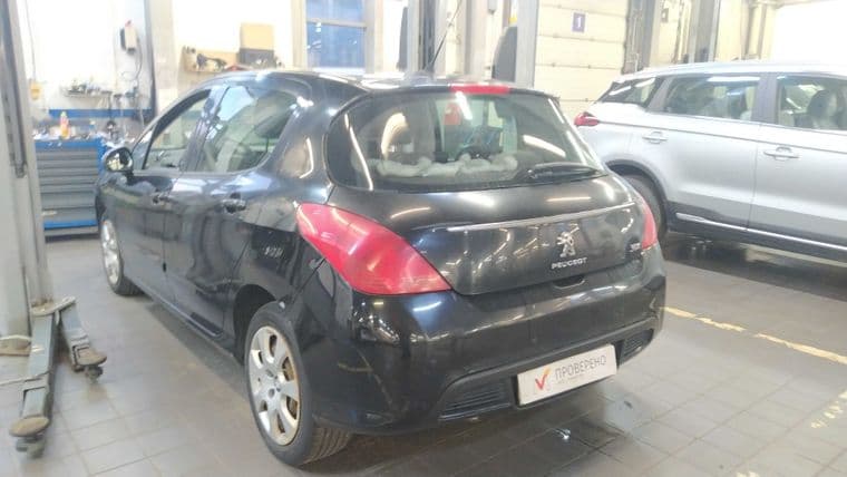 Peugeot 308, 2012 - вид 3