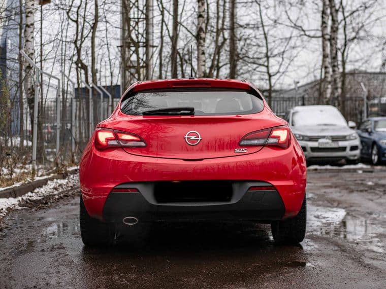 Opel Astra GTC, 2013 - вид 3