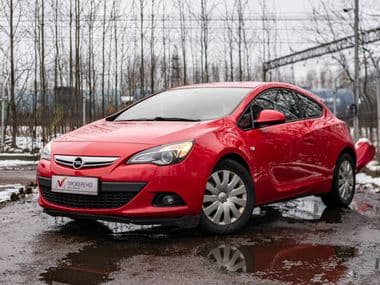 Opel Astra GTC 2013 года, 136 360 км - вид 1