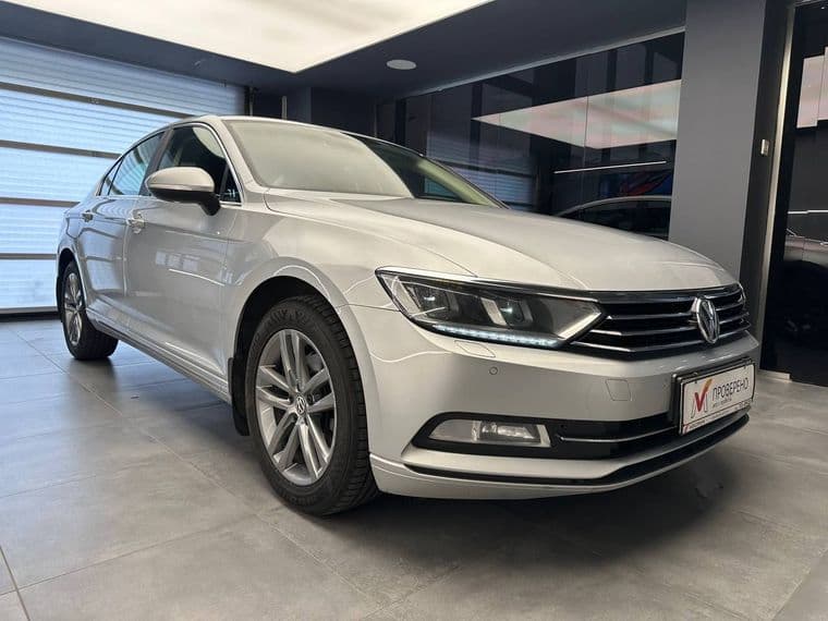 Volkswagen Passat, 2018 - вид 2