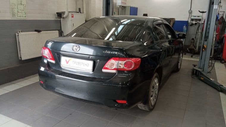 Toyota Corolla, 2011 - вид 2