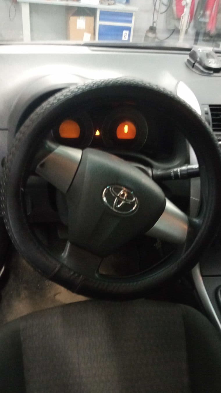 Toyota Corolla, 2011 - вид 4