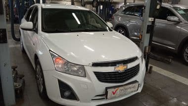 Chevrolet Cruze 2013 года, 187 473 км - вид 2
