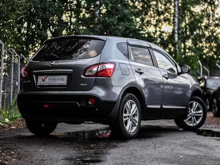 Nissan Qashqai 2010 года, 267 630 км - вид 2