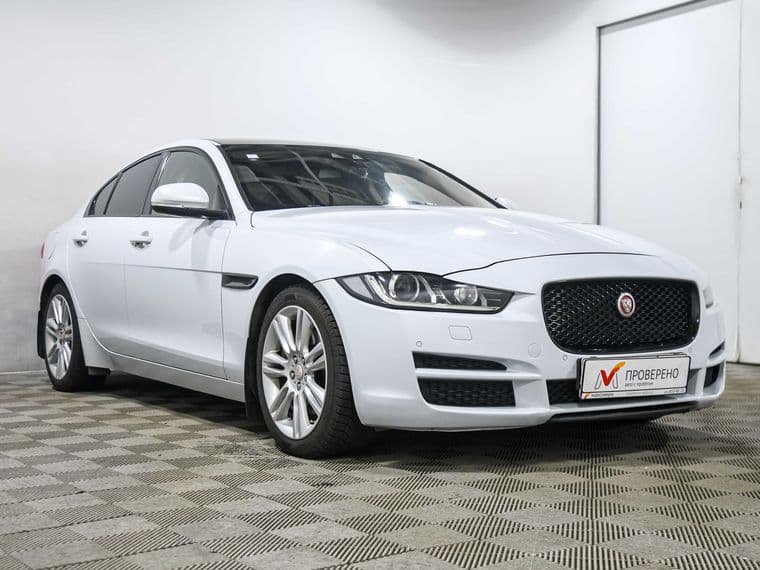 Jaguar XE, 2015 - вид 2