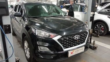 Hyundai Tucson 2018 года, 179 144 км - вид 2
